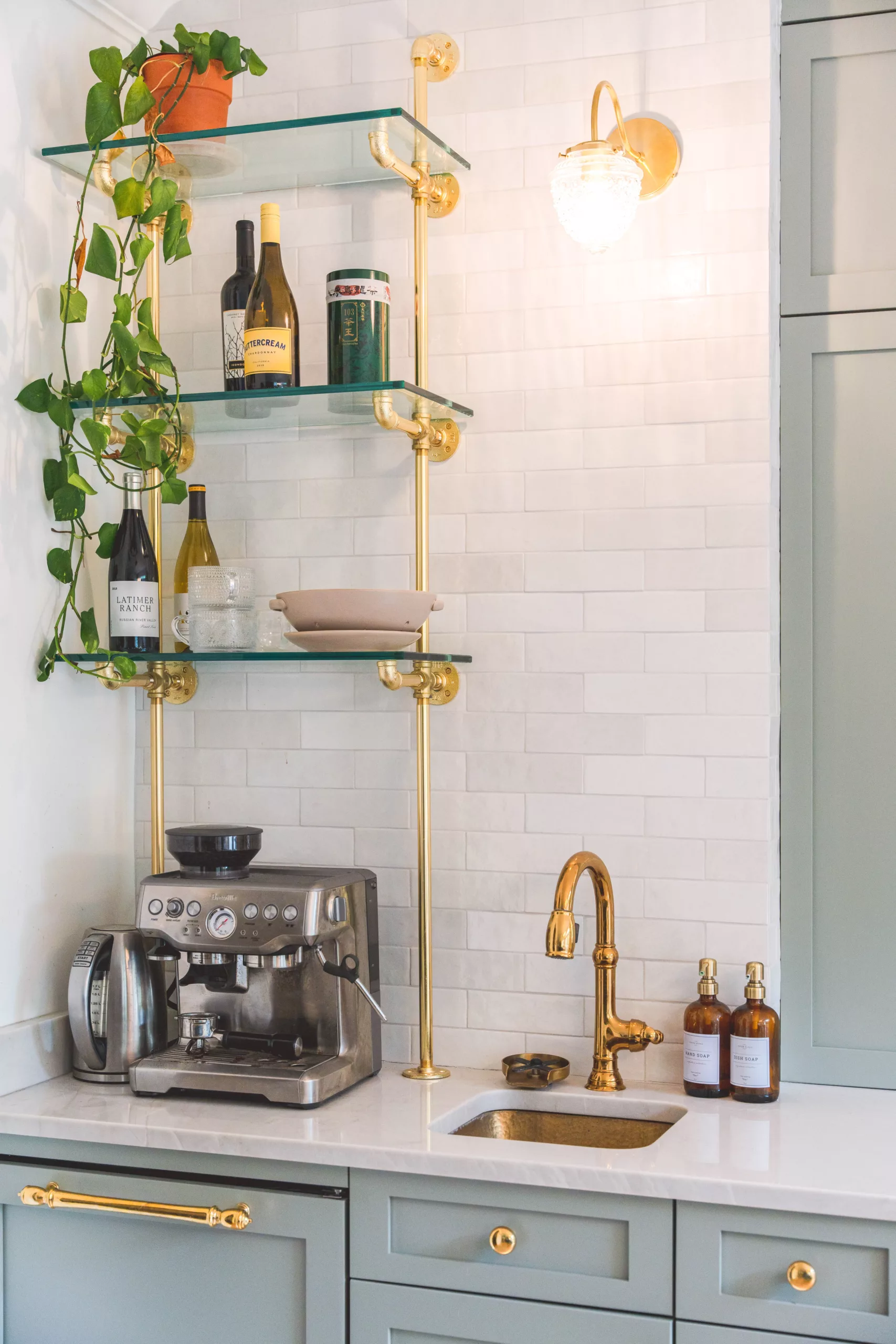 Boss DC Great Falls 2 Tone Kitchen Photos (10 of 16)